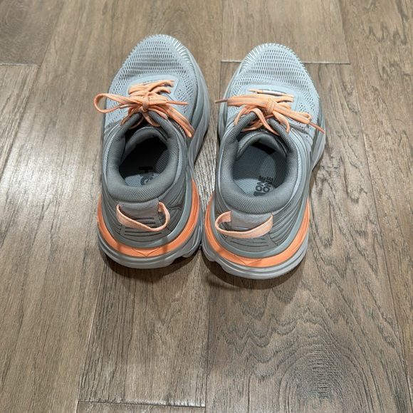 EUC HOKA ONEONE W BONDI 7 SIZE 8 Harbor Mist/Sharkskin - Picture 4 of 8